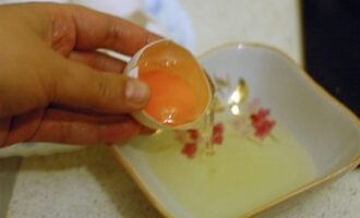 Яйцо "Бенедикт" с курицей