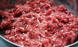 Чебуреки с мясом баранины