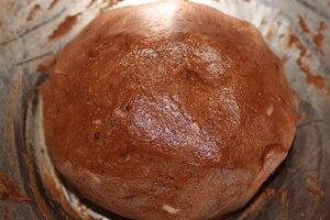 Шоколадное печенье с безе