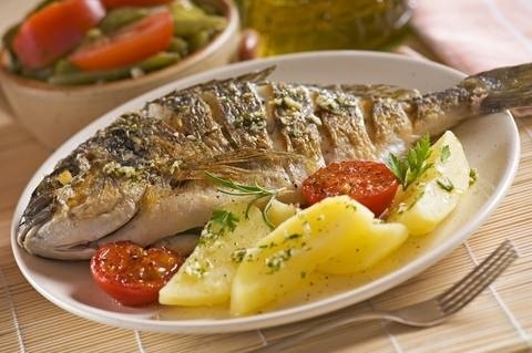 Лещ, жаренный на решётке