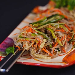 Салат "Фунчоза с морской капустой"