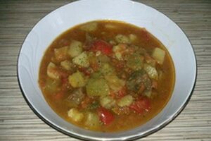 Классическое рагу из говядины с грибами и овощами