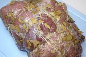 Классическая домашняя буженина из свинины