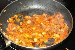 Традиционная солянка с перловкой: Пошаговый рецепт