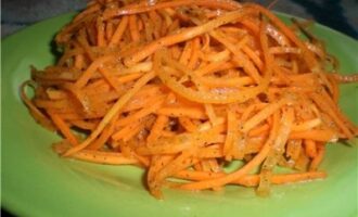 Рецепт салата «Елочная игрушка» с говядиной и корейской морковью