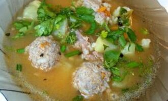 Шулюм из утки: Классический рецепт с овощами