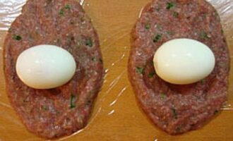 Как приготовить яйца по-шотландски: пошаговый рецепт