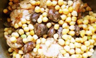 Азербайджанский плов с курицей и каштанами