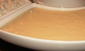 Пикантное фондю «Ассорти» с мясом и рыбой