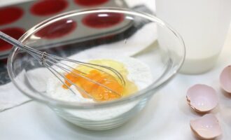 Йоркширский пудинг с молоком и сгущёнкой