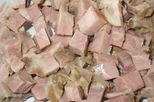 Классическое сырное фондю с мясными закусками