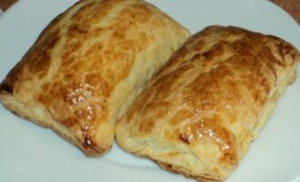 Слойки с бананом