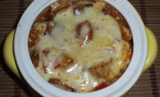 Азу по татарски с огурцами в горшочке