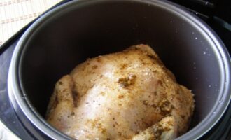 Ароматная курочка с картошкой в мультиварке