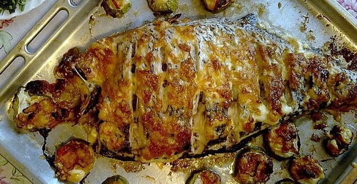 Лещ, фаршированный кашей