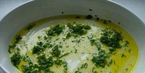 Маринованный тунец с травами