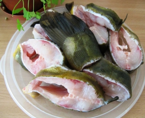 Линь в панировке