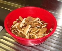 Лазанья с цуккини, грибами и сыром
