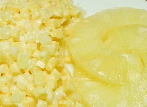Королевский салат с ананасами консервированными