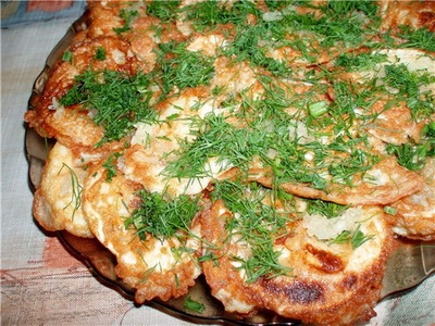 Баклажаны, жаренные в омлете