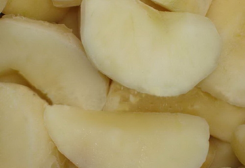 Салат из моркови и яблока для кормящей мамы