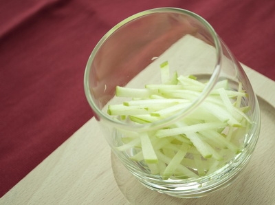 Cалат из редьки и моркови для кормящей мамы