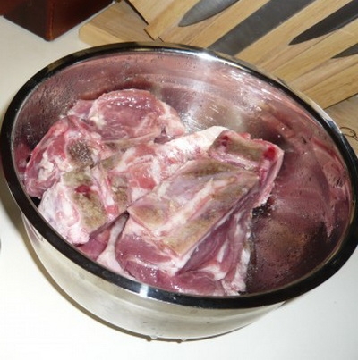 Свиные ребрышки с шампиньонами