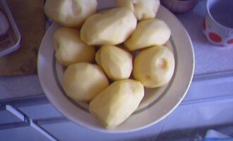 Шашлык из картошки с беконом