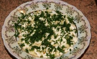Салат «Лесная полянка»: классический рецепт с курицей и грибами