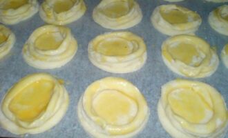 Ватрушки с мясом: традиционный рецепт