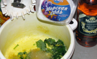 Рыбные рулетики с рисом и сливочно-горчичным соусом