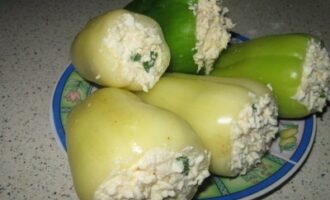 Закуска из болгарского перца (фаршированная творогом)