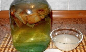 Традиционная окрошка на домашнем квасе