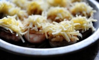 Французские грибочки с запеченным сыром: пошаговый рецепт