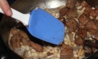 Крестьянский суп с говядиной, бараниной и овощами