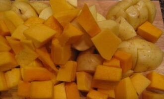 Тыква с грибами и картошкой