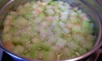 Цукаты из арбузных корок