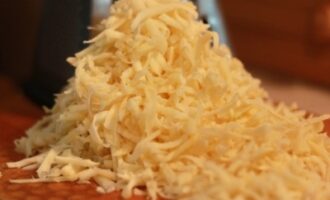 Лаваш с сыром и зеленью на сковороде Бртуч