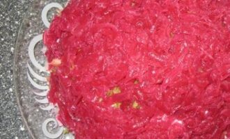 Салат "Форель под шапкой"