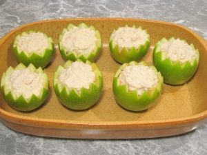 Фаршированные яблоки