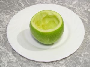 Фаршированные яблоки