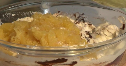Апельсины, фаршированные фруктами