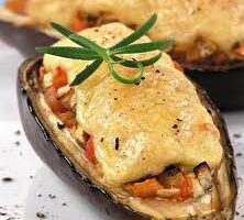 Баклажаны, фаршированные курицей