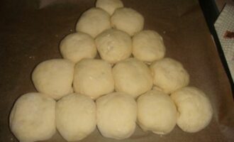 Елочка из булочек
