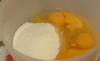 Шарлотка в мультиварке