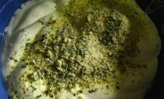 Куриные грудки, запеченные в йогурте