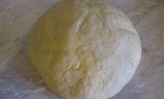 Хлеб с чесноком и оливками