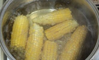 Кукуруза консервированная