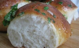 Пампушки с чесноком