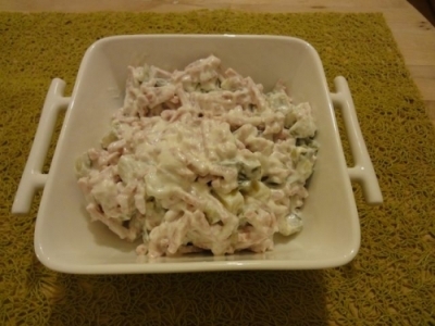 Мясной салат
